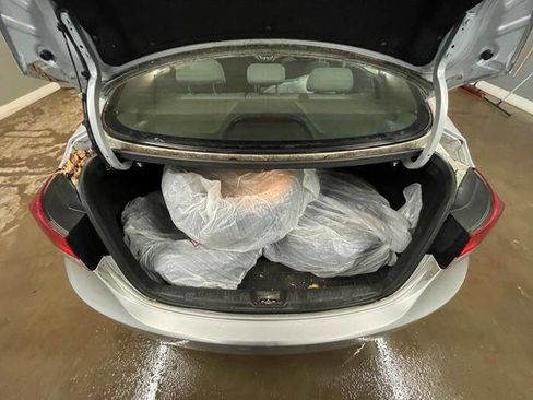 Used 2011 Hyundai Elantra GLS w/ Preferred Equipment Pkg 3 image 25