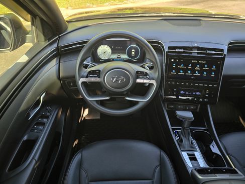 Used 2024 Hyundai Santa Cruz Night AWD/4WD image 16