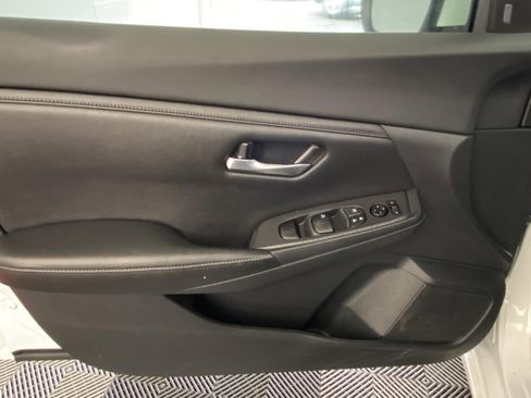 Used 2021 Nissan Sentra SV image 17