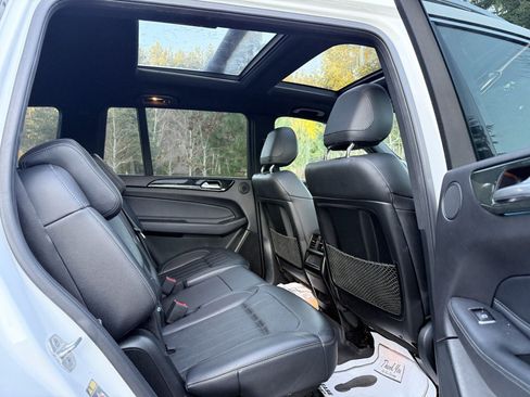 Used 2017 Mercedes-Benz GLS 450 4MATIC image 17