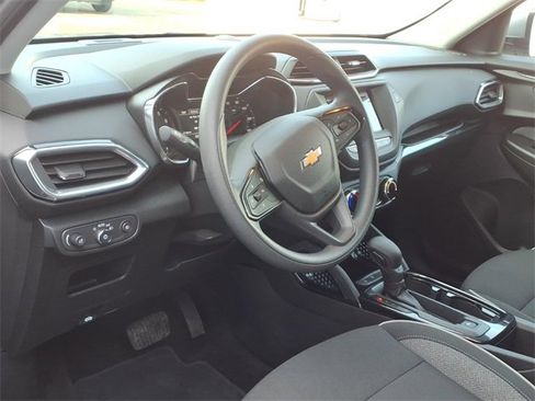 Used 2023 Chevrolet TrailBlazer LT image 9