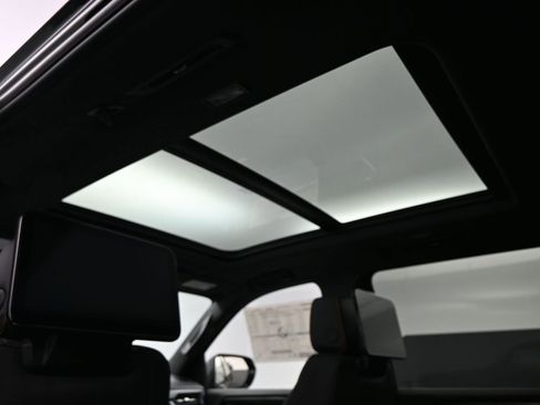 New 2026 GMC Yukon XL AT4 w/ AT4 Premium Plus Package image 27