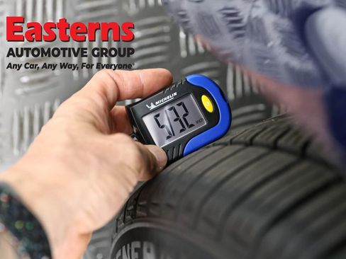 Used 2023 Tesla Model 3 Standard Range image 24