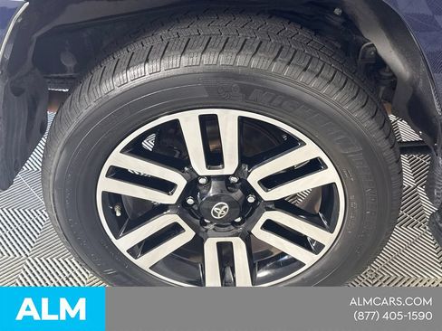 Used 2017 Toyota 4Runner Limited AWD/4WD image 20