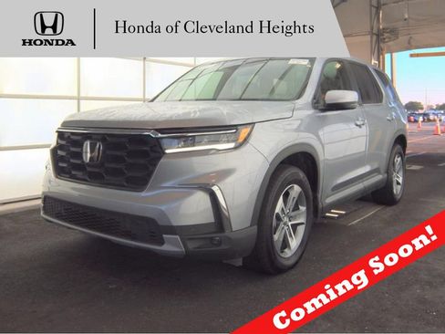 Used 2025 Honda Pilot EX-L image 1