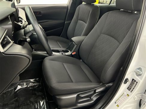 Used 2023 Toyota Corolla LE image 16