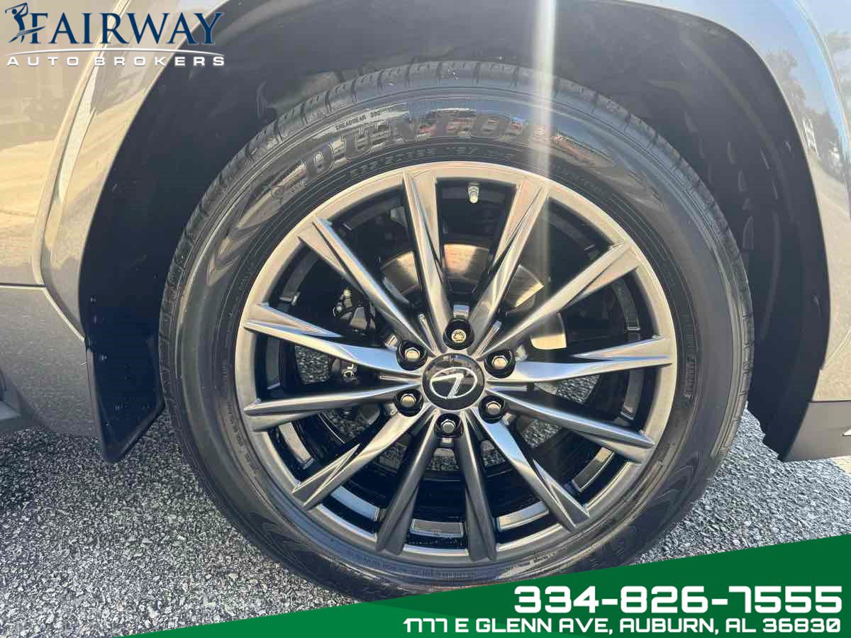 Used 2023 Lexus LX 600 F Sport w/ Accessory Package (Z1) AWD/4WD image 37
