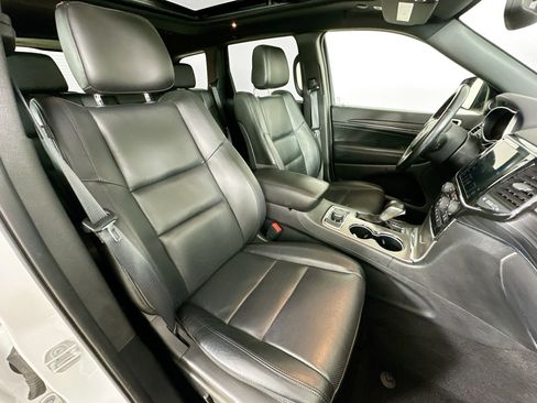 Certified 2021 Jeep Grand Cherokee Limited w/ Luxury Group II AWD/4WD image 34
