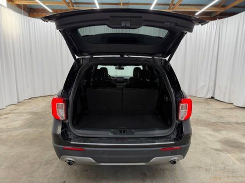 Used 2020 Ford Explorer Limited AWD/4WD image 25