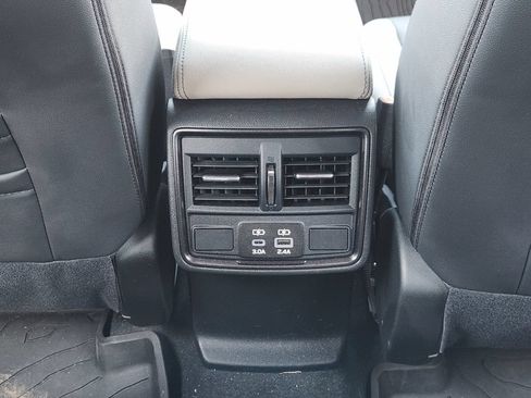 Used 2025 Subaru Forester Limited AWD/4WD image 23
