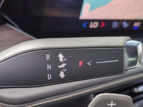 New 2025 Chevrolet Tahoe Premier image 16