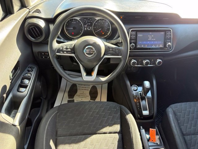 Used 2021 Nissan Kicks S FWD image 12