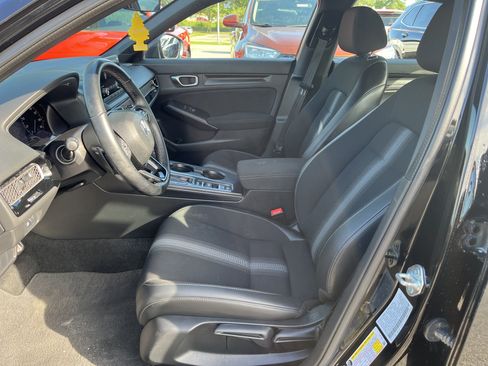 Used 2023 Honda Civic Sport image 18