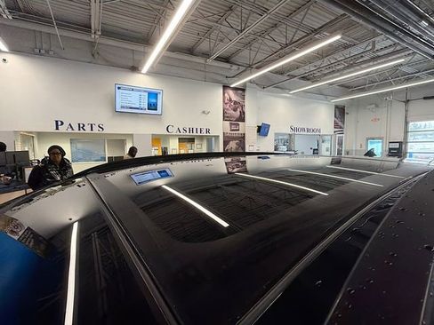 Used 2025 Kia Sportage SX image 23