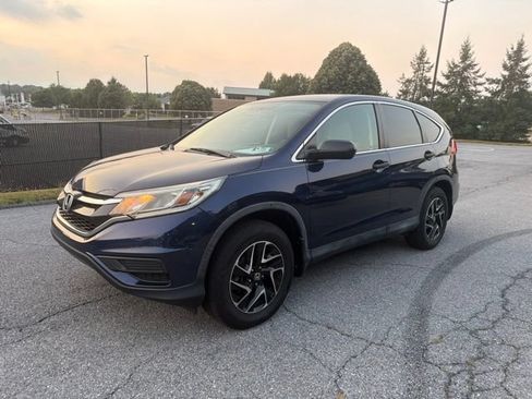Used 2016 Honda CR-V SE image 2