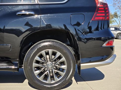 Used 2018 Lexus GX 460 Luxury image 11