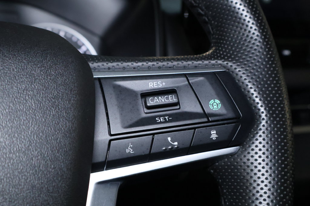Used 2025 Mitsubishi Outlander SE AWD/4WD image 20