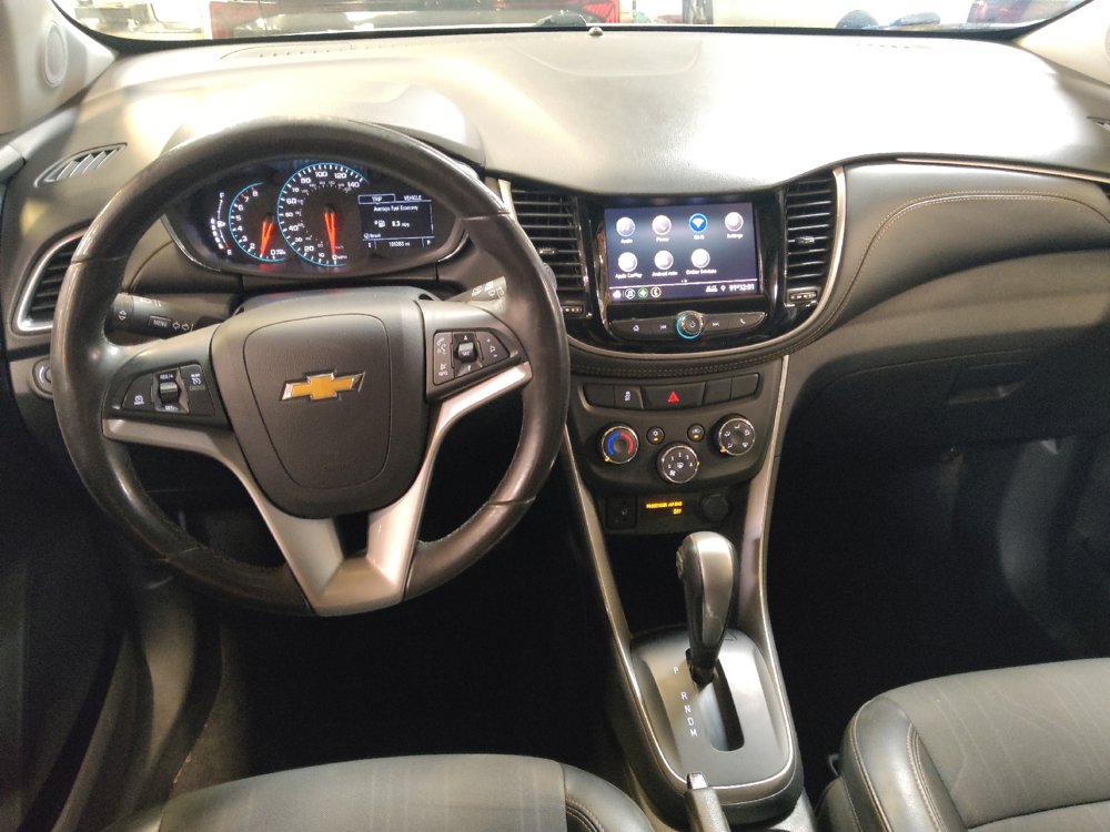 Used 2022 Chevrolet Trax LT w/ LT Convenience Package AWD/4WD image 22