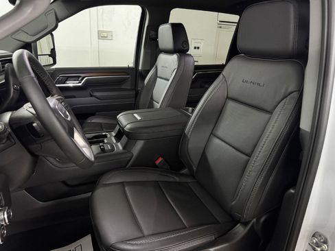 New 2026 GMC Sierra 2500 Denali w/ Technology Package image 23