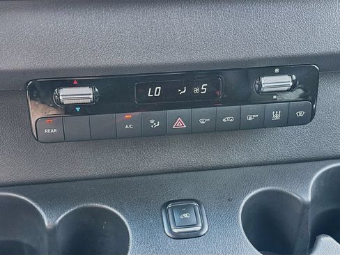 Used 2024 Mercedes-Benz Sprinter 3500 image 16