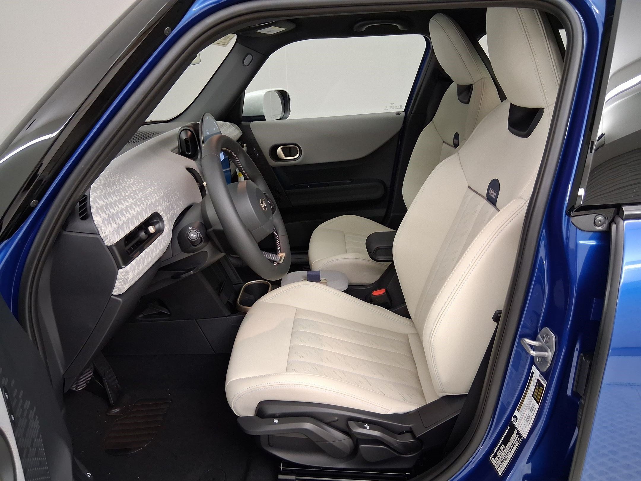 New 2026 MINI Cooper S FWD image 3