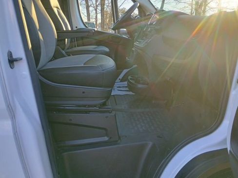 Used 2023 RAM ProMaster 2500 image 15