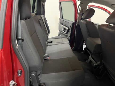 Used 2015 Nissan Titan S image 13