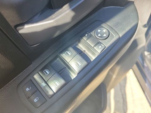 Used 2018 RAM 1500 Tradesman image 13