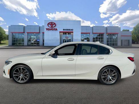 Used 2021 BMW 330i xDrive Sedan w/ Convenience Package AWD/4WD image 3