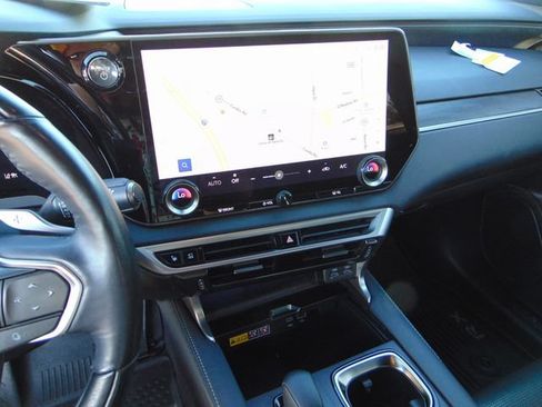 Used 2025 Lexus RX 450h AWD w/ Convenience Package image 12