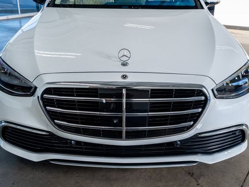 Used 2024 Mercedes-Benz S 580 4MATIC Sedan image 15