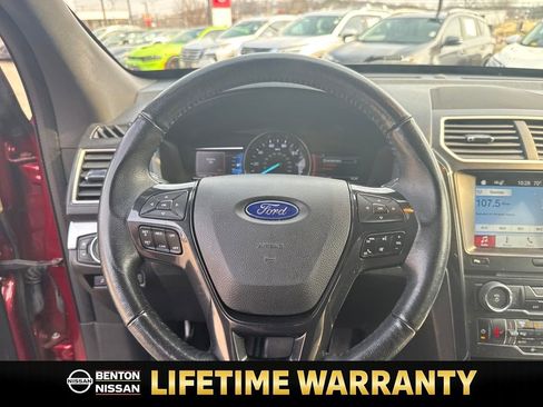 Used 2017 Ford Explorer XLT w/ Equipment Group 202A image 15