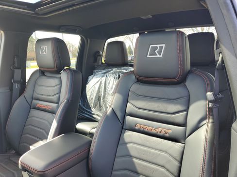 New 2026 Nissan Frontier PRO-4X w/ Pro Premium Package image 8