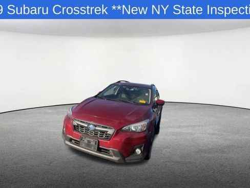 Used 2019 Subaru Crosstrek 2.0i Premium w/ Eyesight System image 3