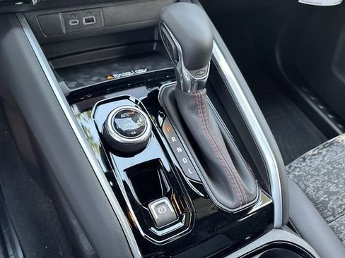 New 2026 Chevrolet Colorado Z71 image 16