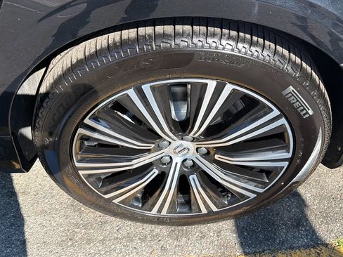 Used 2024 Volvo S90 B6 Plus AWD/4WD image 9