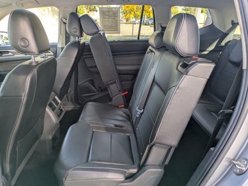 Used 2021 Volkswagen Atlas SEL image 13