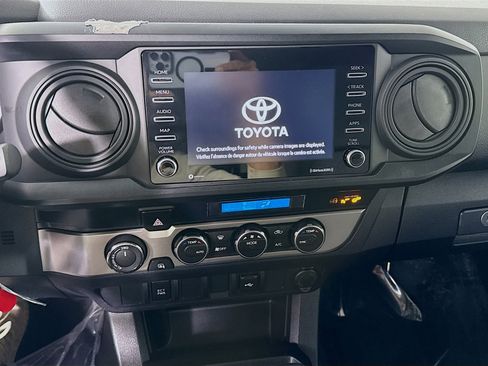 Used 2023 Toyota Tacoma SR image 18