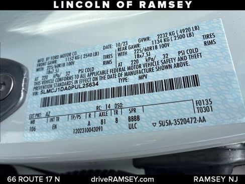 Used 2023 Lincoln Corsair AWD image 29