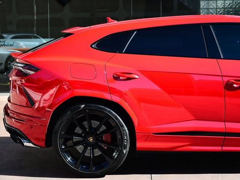 Used 2019 Lamborghini Urus image 22