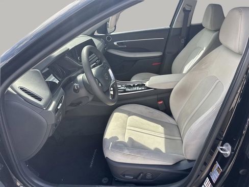 Used 2023 Hyundai Sonata SEL FWD image 9