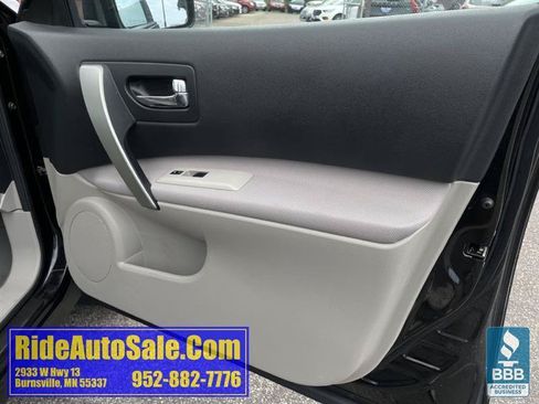 Used 2011 Nissan Rogue S AWD/4WD image 13
