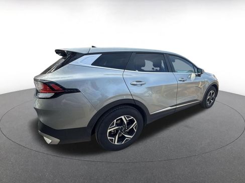 Used 2025 Kia Sportage LX image 16