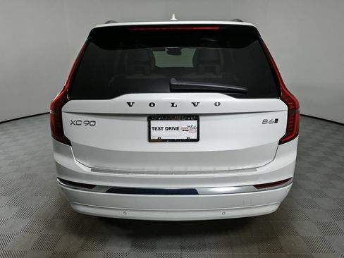 New 2026 Volvo XC90 B6 Plus w/ Protection Package Premier AWD/4WD image 30