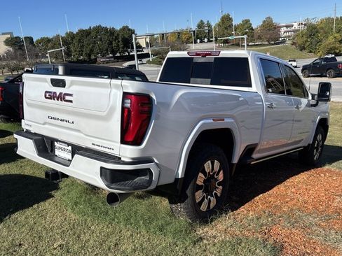 Used 2025 GMC Sierra 2500 Denali w/ Denali Reserve Package image 3