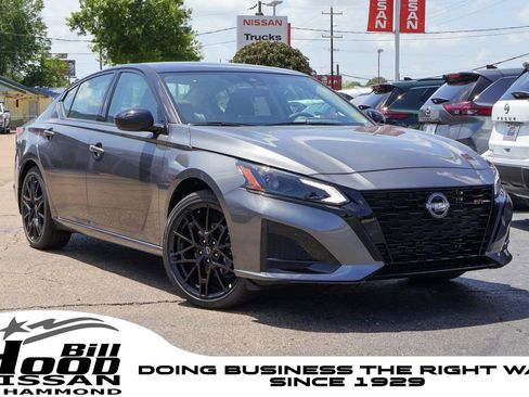 New 2026 Nissan Altima 2.5 SR FWD image 1