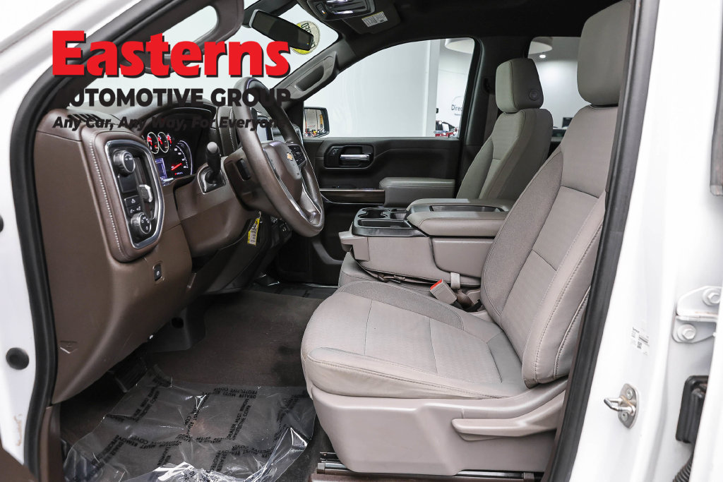 Used 2020 Chevrolet Silverado 1500 LT RWD image 15