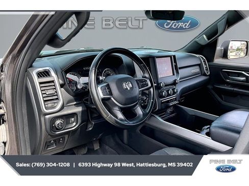 Used 2021 RAM 1500 Big Horn AWD/4WD image 12