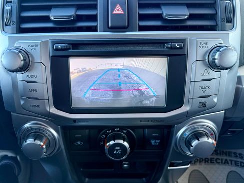 Used 2014 Toyota 4Runner SR5 image 26