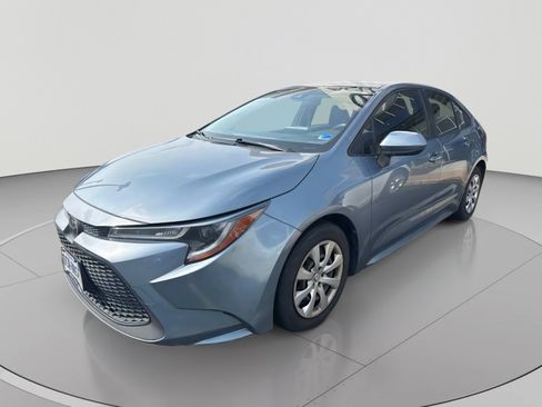 Used 2020 Toyota Corolla LE w/ Protection Package FWD image 1
